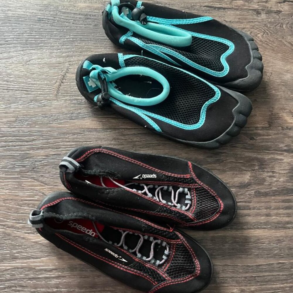 Speedo Swiss Swimwear Youth Water Swim Shoes 5/6 Medium
